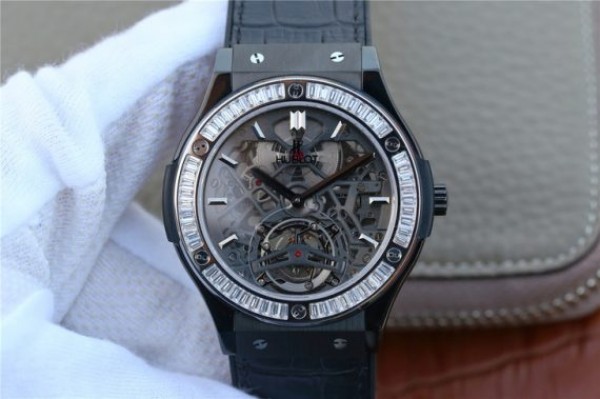 Hublot Classic Fusion Tourbillon 42mm TF SS PVD Diamonds Bezel Skeleton Dial Gummy Strap A23J