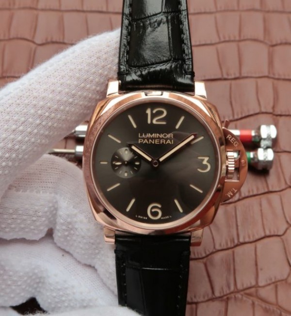 How to buy a Luminor Due clone watches for sale in Bahrain?