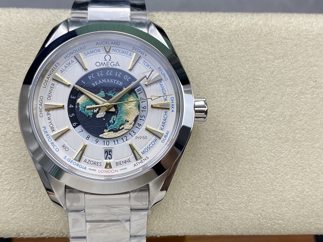 Omega Seahorse Universal Time 220.92.43.22.99 Superclone