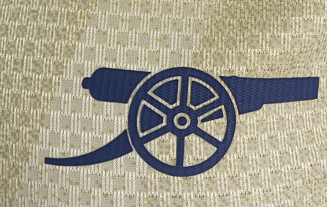 -27 Arsenal Second Away Jersey - view 5