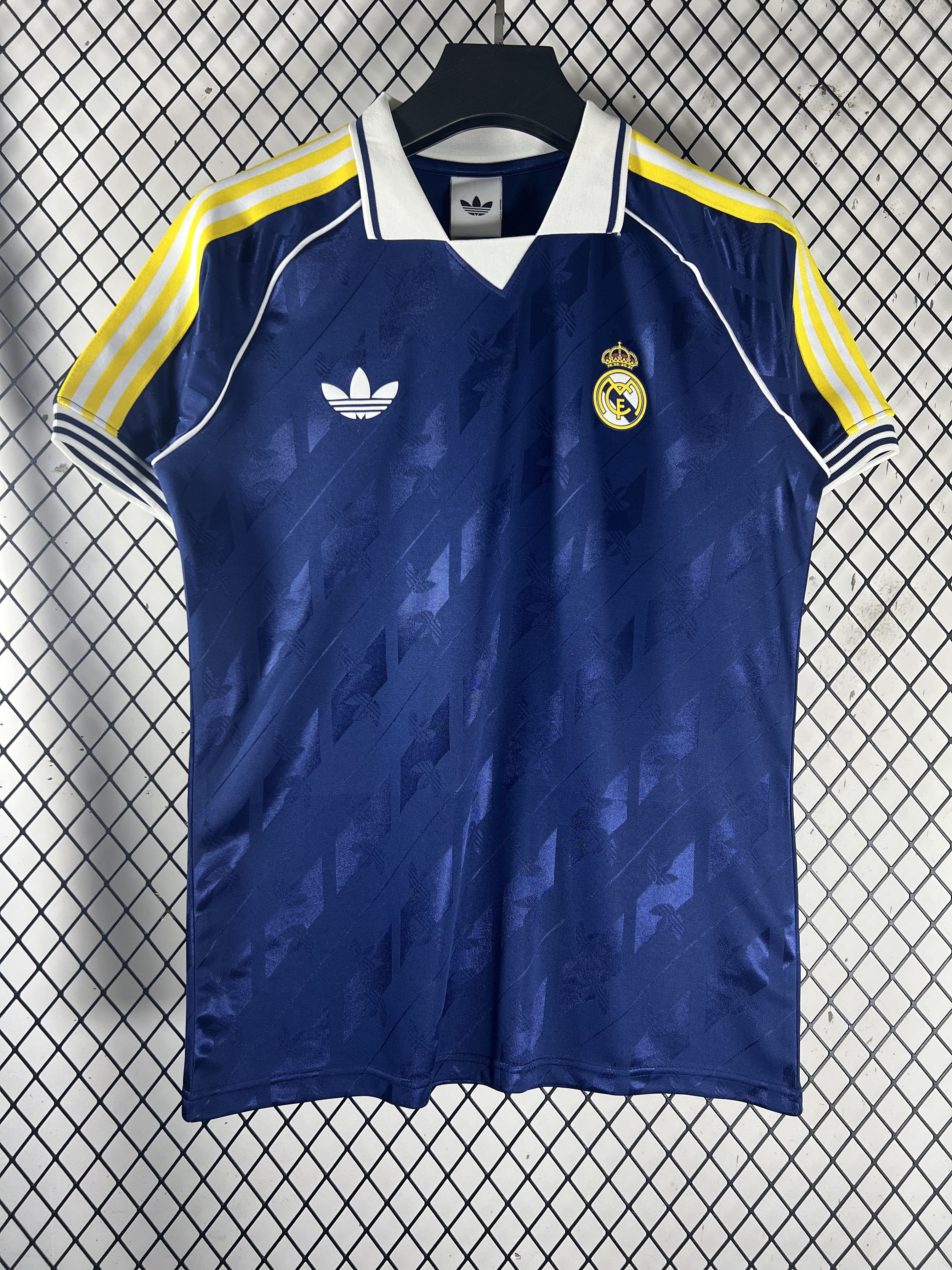 Royal Blue Real Madrid Retro - view 3